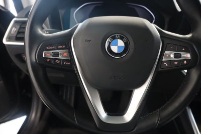 BMW 330e Touring Sport Line aut.