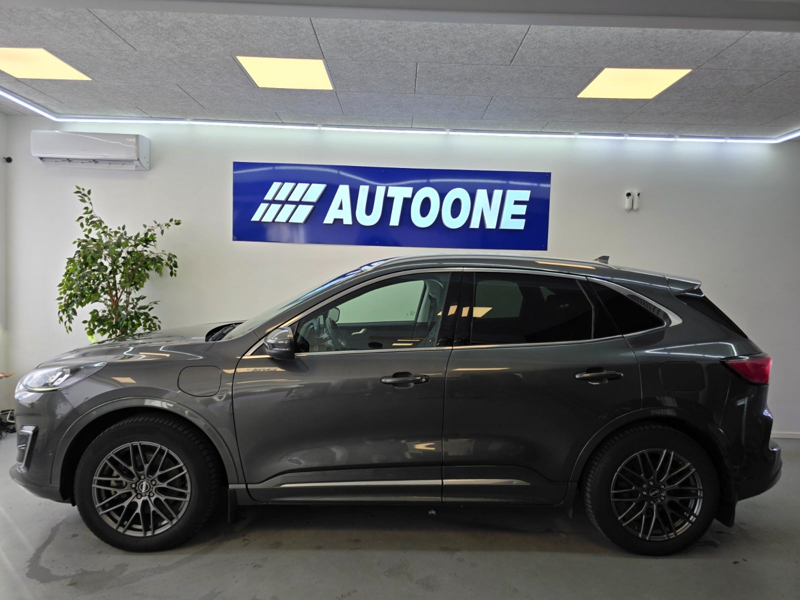 Billede af Ford Kuga 2,5 HEV Vignale CVT