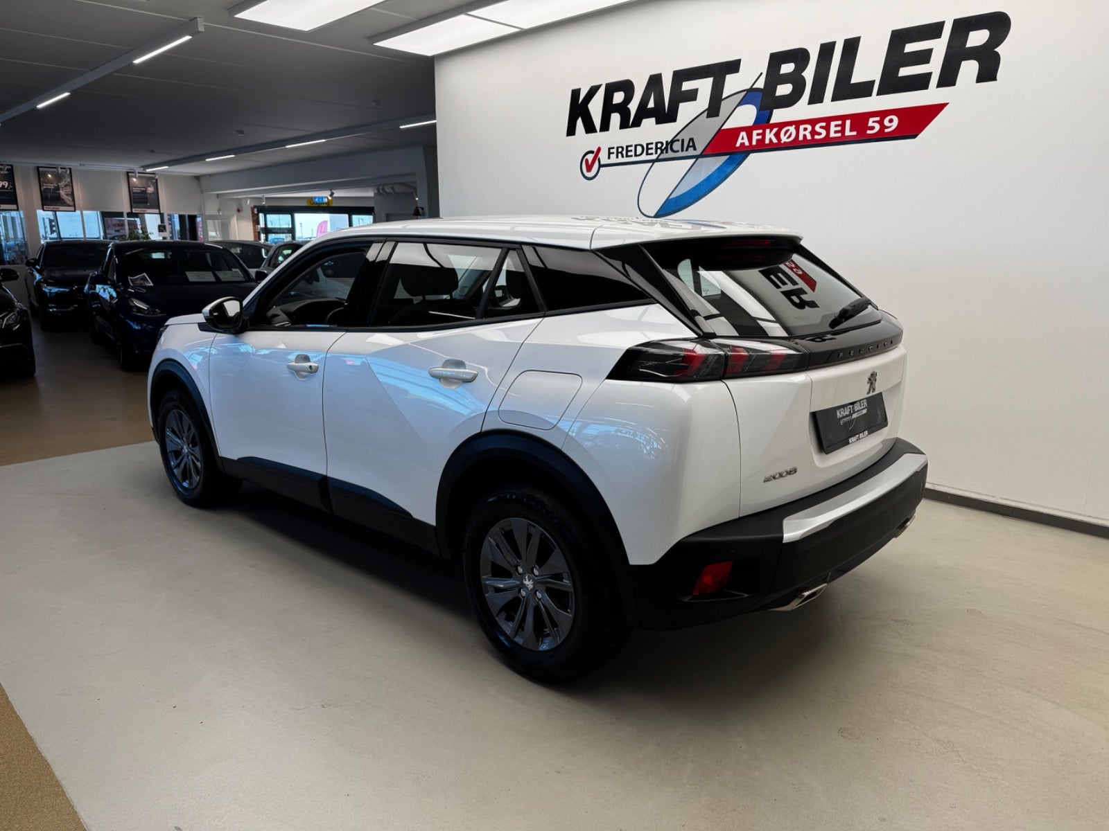 Billede af Peugeot 2008 1,2 PureTech 130 Platin EAT8