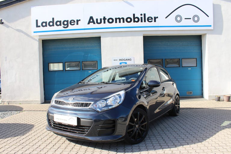 Kia Rio CVVT Attraction