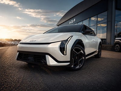 Kia EV4 81 Long Range Upgrade Fastback 4d