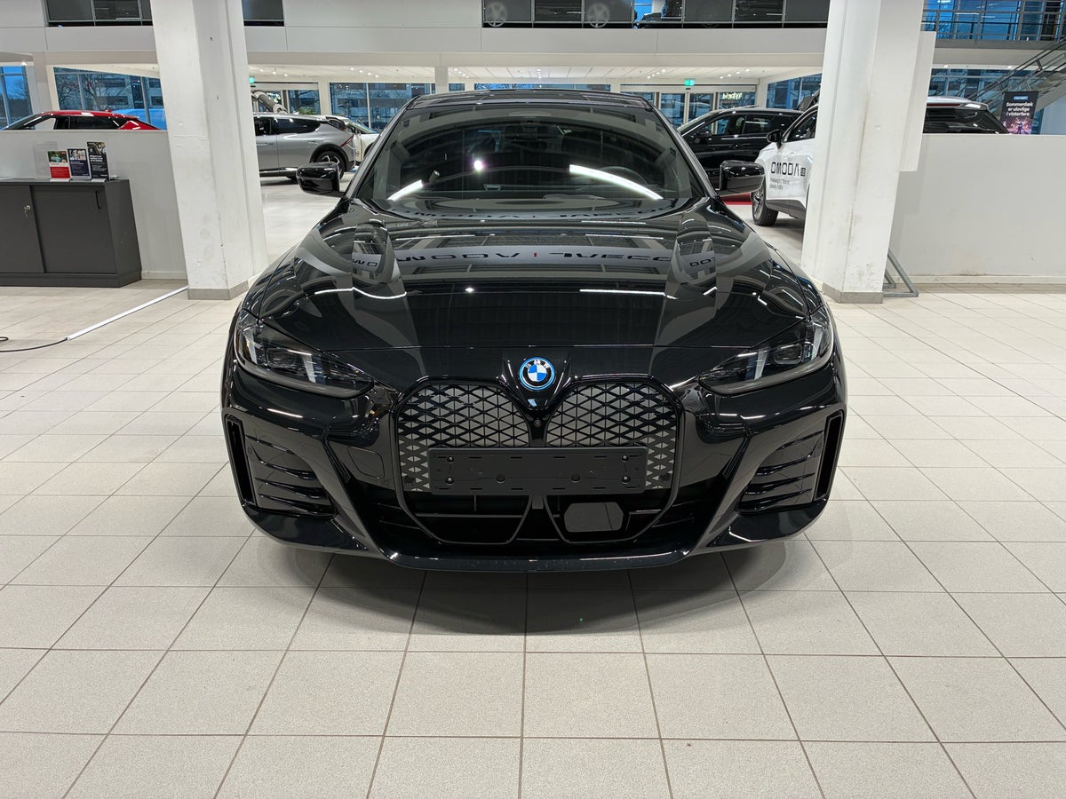 BMW i4 xDrive40 M-Sport billede 2