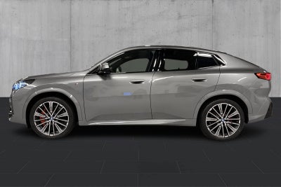 BMW iX2 xDrive30 M-Sport - 1