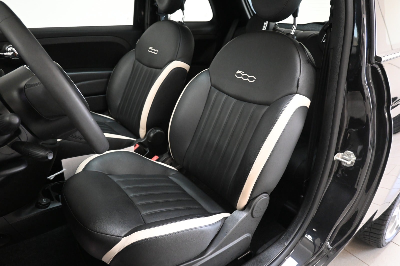 Fiat 500 Hybrid Star+