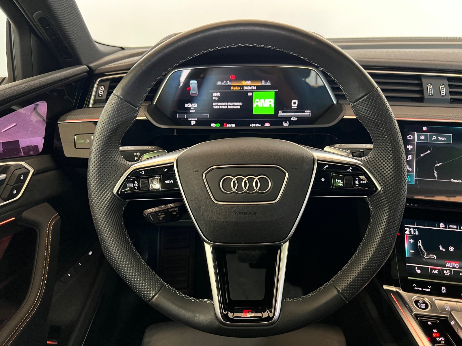 Audi e-tron Black Edition S-line quattro
