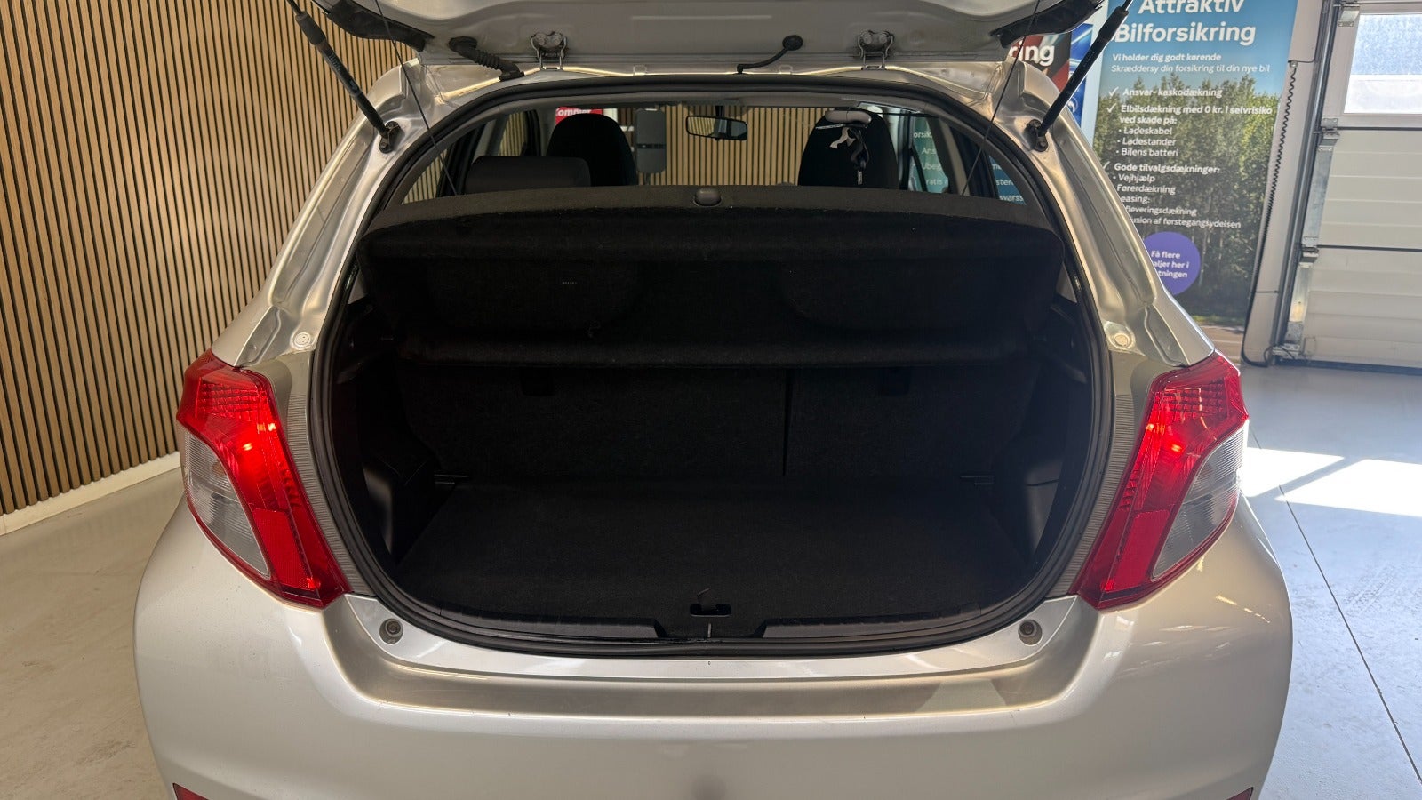 Billede af Toyota Yaris 1,3 VVT-i T1