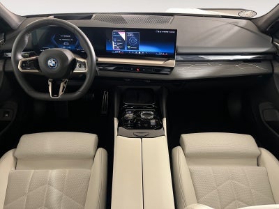 BMW i5 eDrive40 Touring M-Sport Van