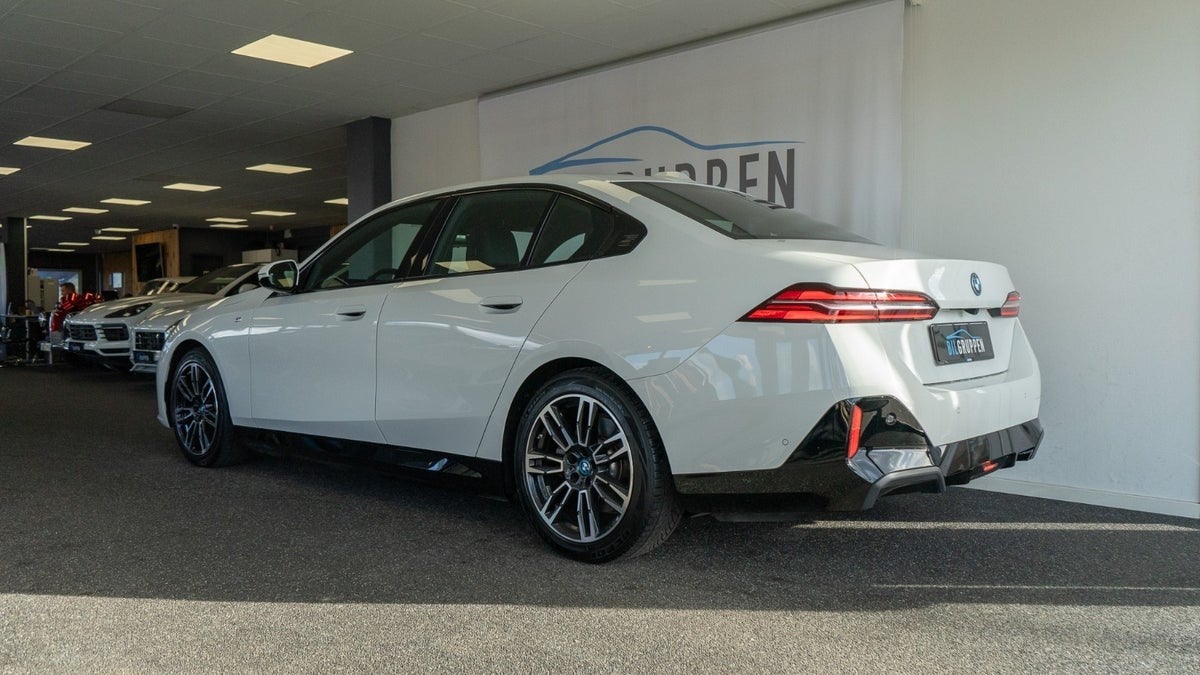 Billede af BMW i5  eDrive40 M-Sport