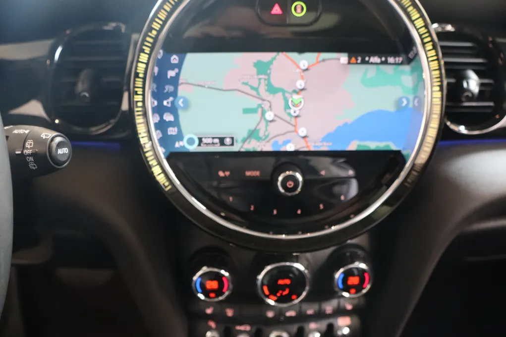 MINI Cooper SE Camden Edition