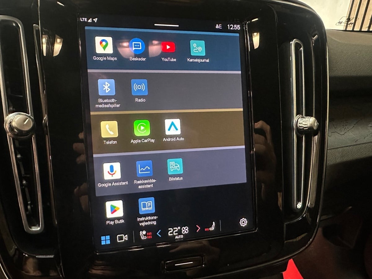 Volvo XC40 P6 ReCharge Core