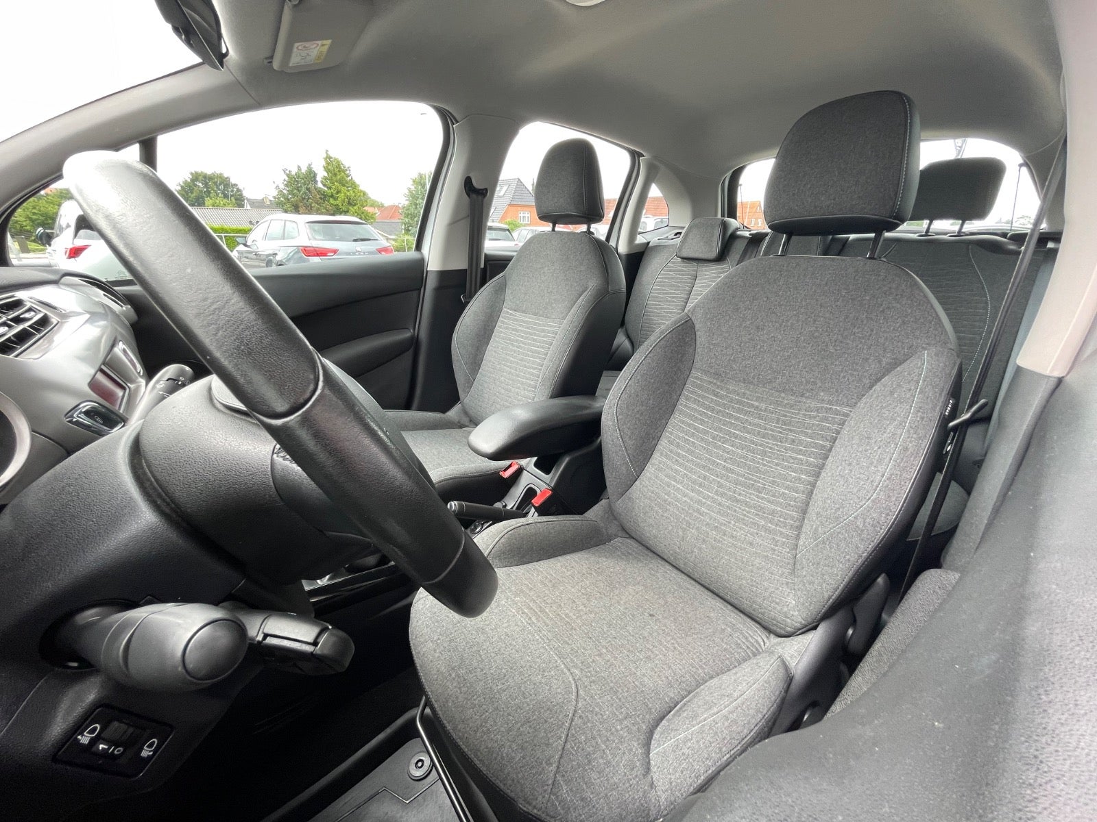 Billede af Citroën C3 1,6 BlueHDi 100 Feel Complet