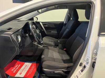Toyota Auris Hybrid H2+ Comfort Touring Sports CVT