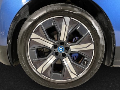 BMW iX xDrive40 Supercharged