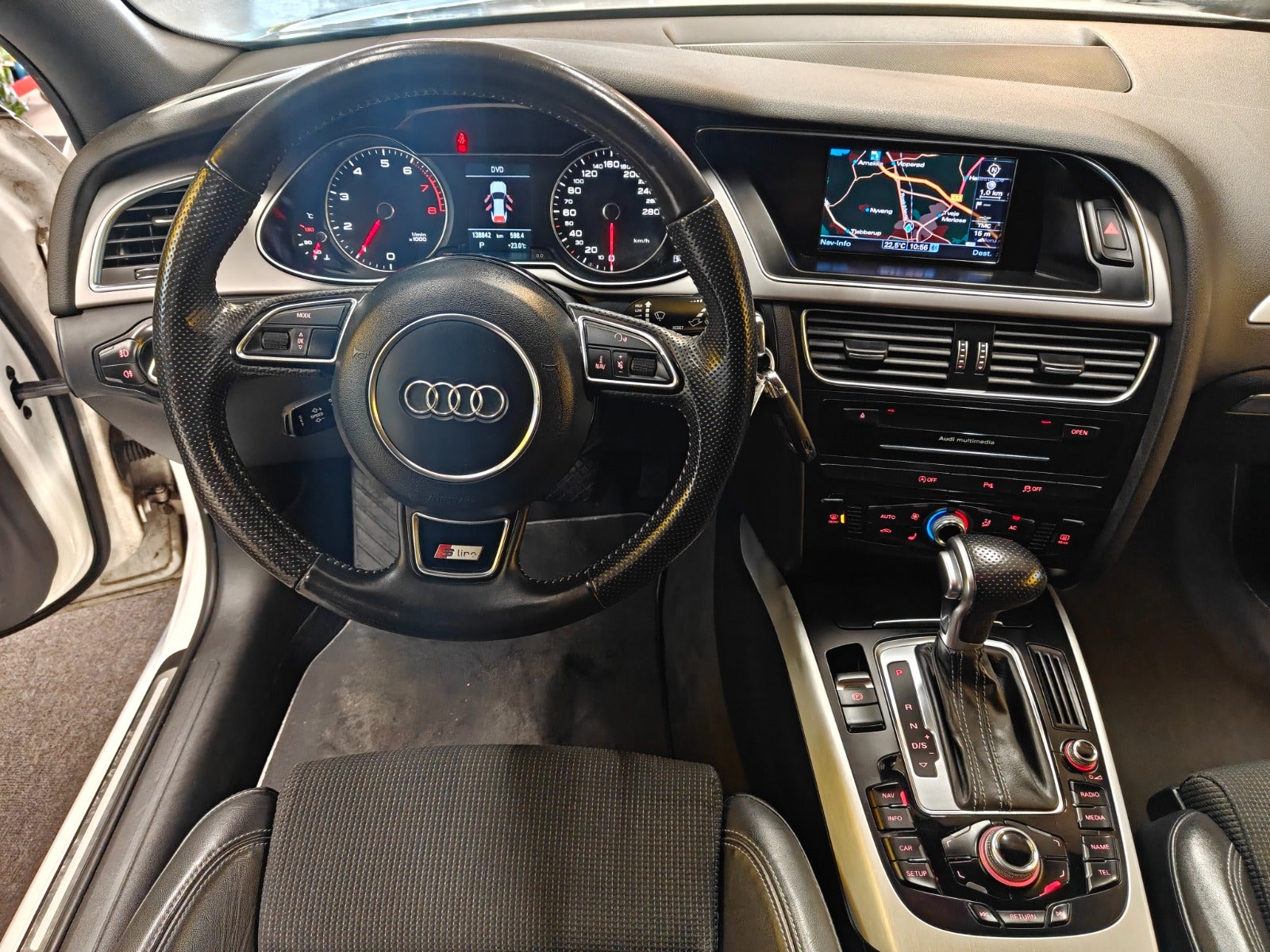 Billede af Audi A4 1,8 TFSi 170 S-line Avant Multitr.