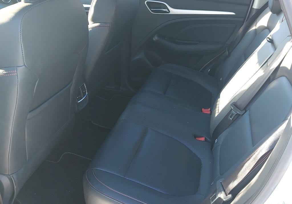 MG ZS Luxury