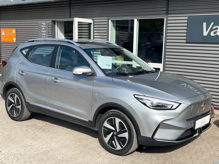 MG ZS Luxury