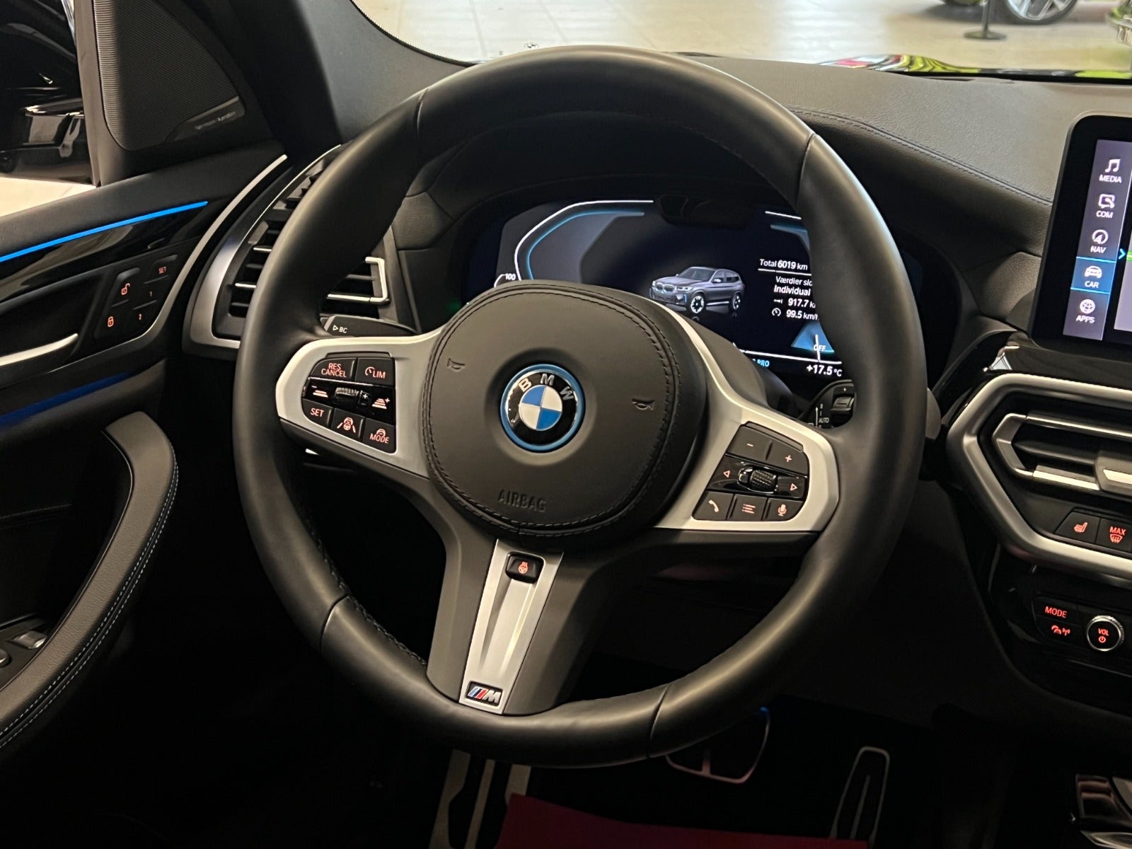 BMW iX3 2023