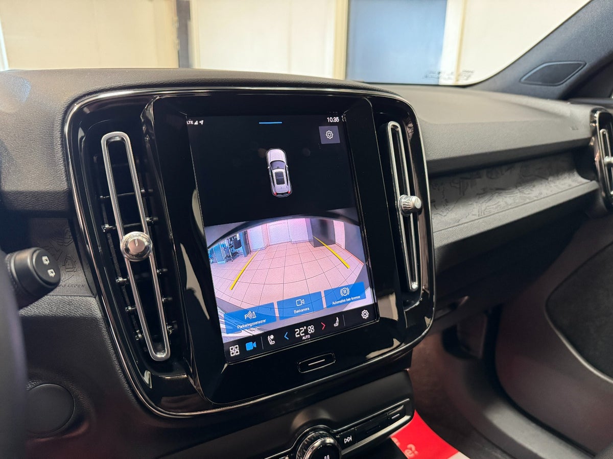 Volvo XC40 P6 ReCharge Core