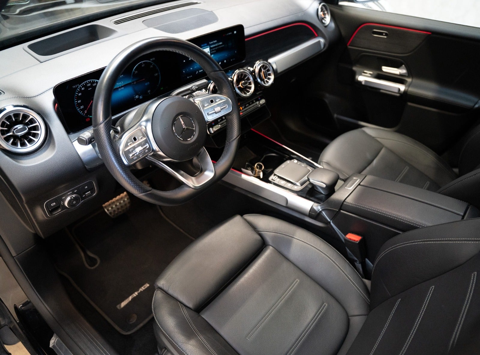 Billede af Mercedes EQB350  AMG Line 4Matic
