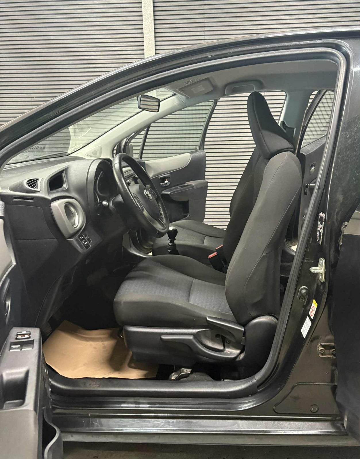 Billede af Toyota Yaris 1,3 VVT-i T1