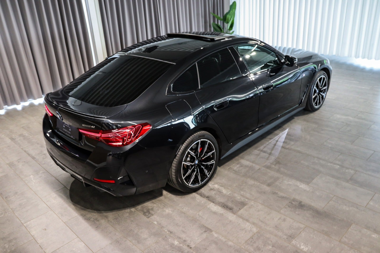 Billede af BMW i4 eDrive40 Fully Charged M-Sport