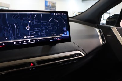 BMW iX xDrive40 Fully Charged