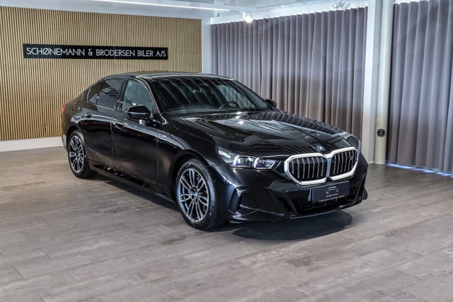 BMW i5  eDrive40 Fully Charged M-Sport