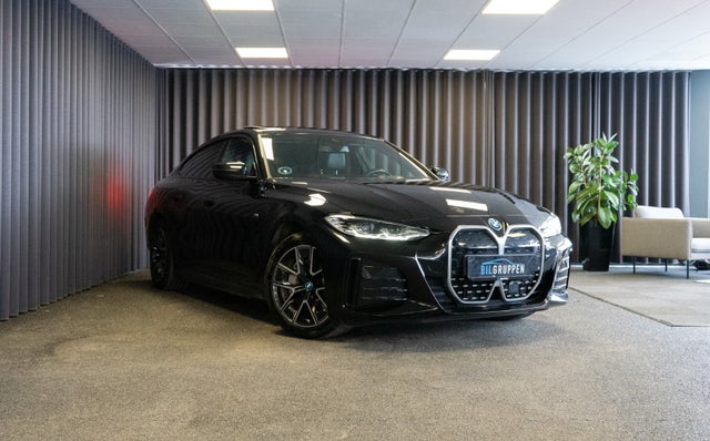 BMW i4  eDrive35 M-Sport