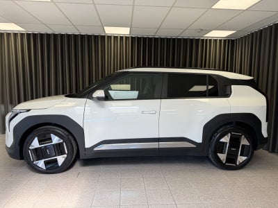 Kia EV3 Long Range Access