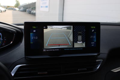 Peugeot 3008 Hybrid Allure EAT8