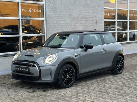MINI Cooper SE Essential