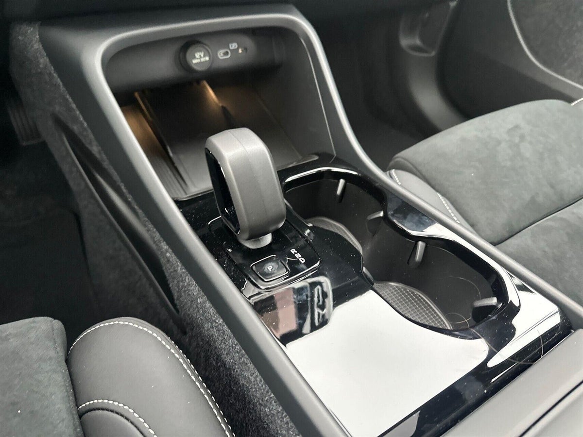 Volvo EX40 Extended Range Black Edition Excess billede 16