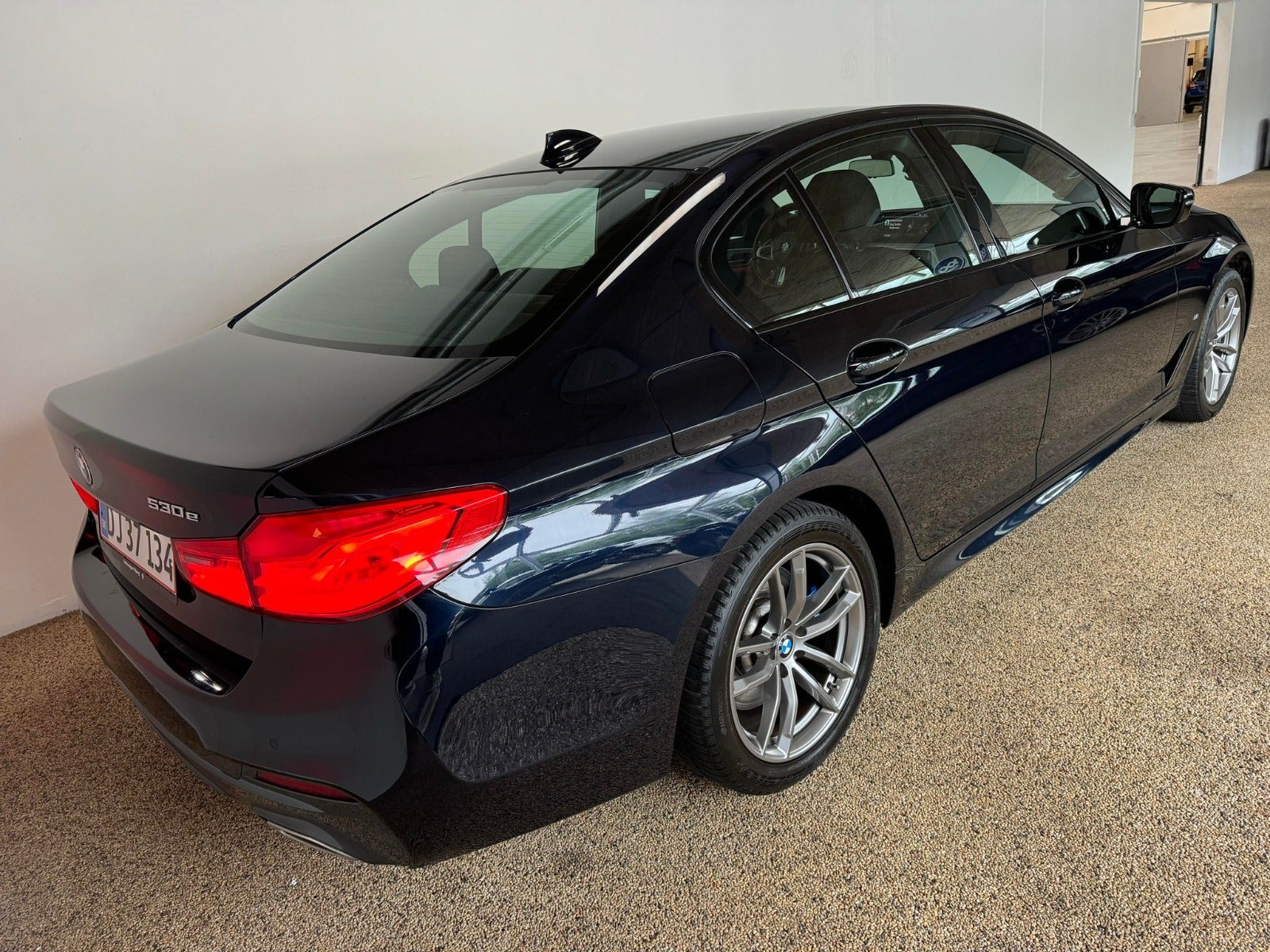 BMW 530e 2019