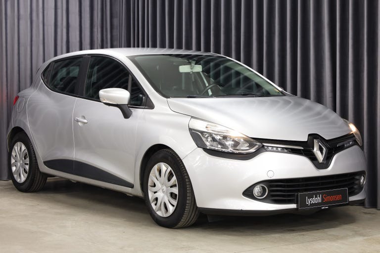 Renault Clio IV TCe 90 Expression Navi Style