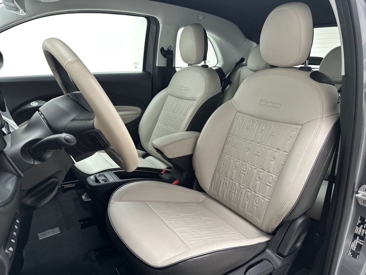 Fiat 500e la Prima Cabrio billede 18