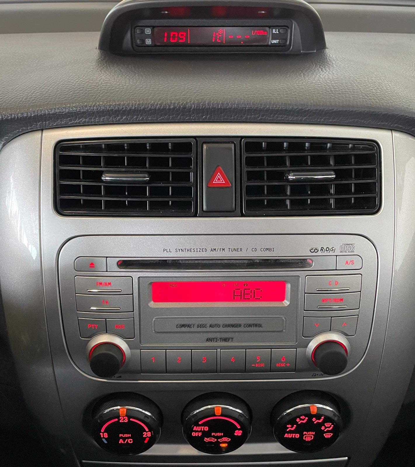 Billede af Suzuki Liana 1,6 GLX