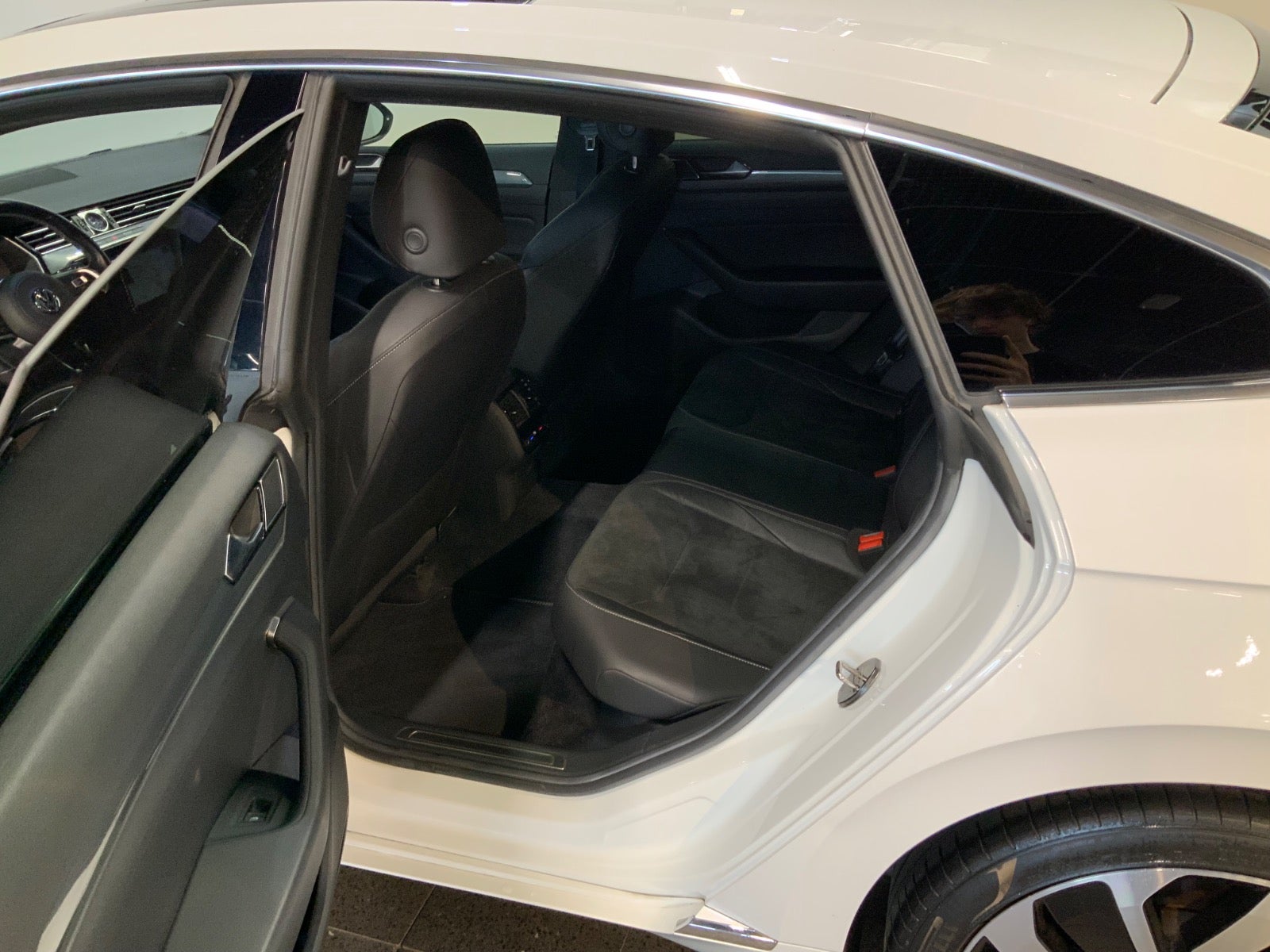 VW Arteon (8/8)