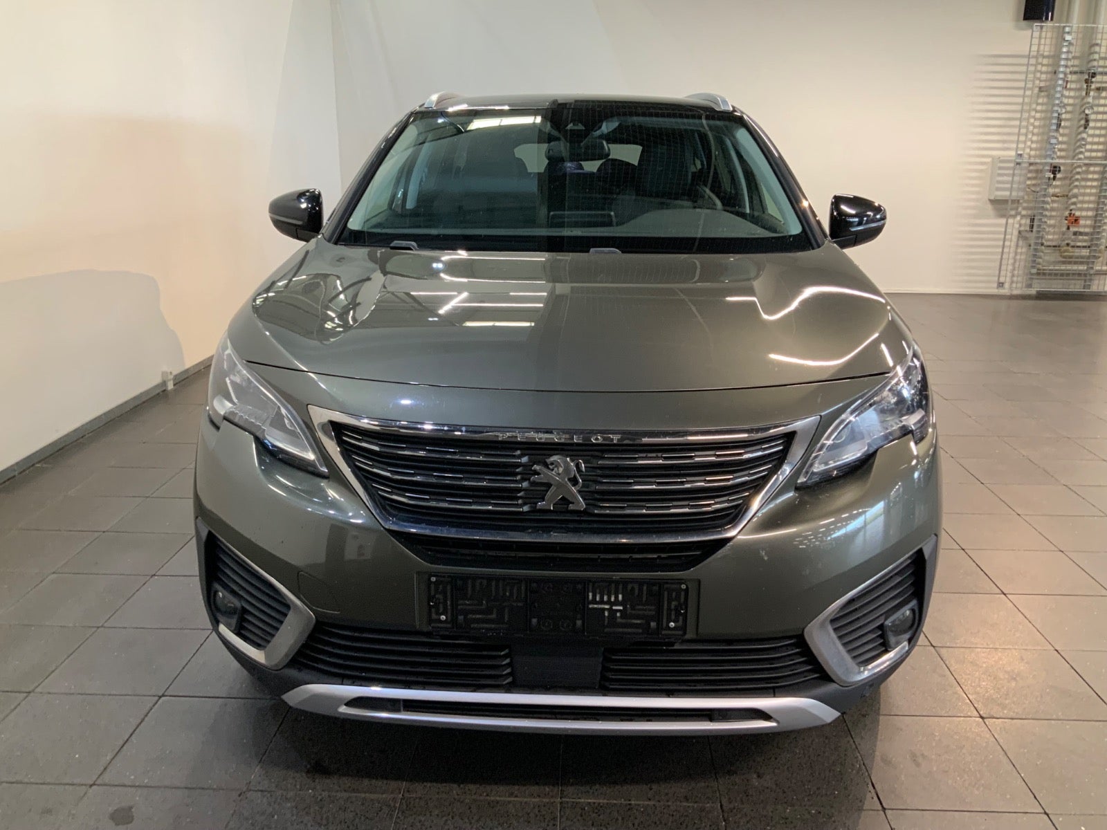 Peugeot 5008 (2/8)
