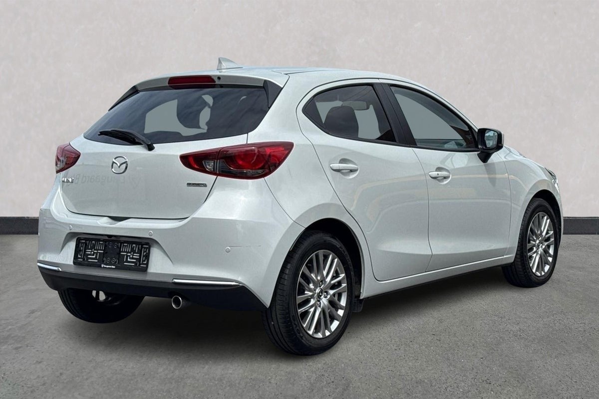 Billede af Mazda 2 1,5 SkyActiv-G 90 Cosmo aut.