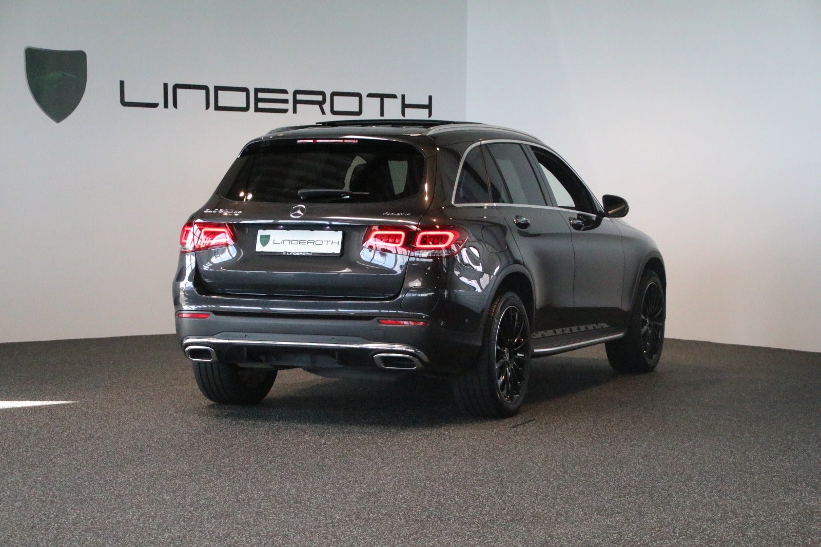 Mercedes GLC300 de 2,0 aut. 4Matic 5d - 2