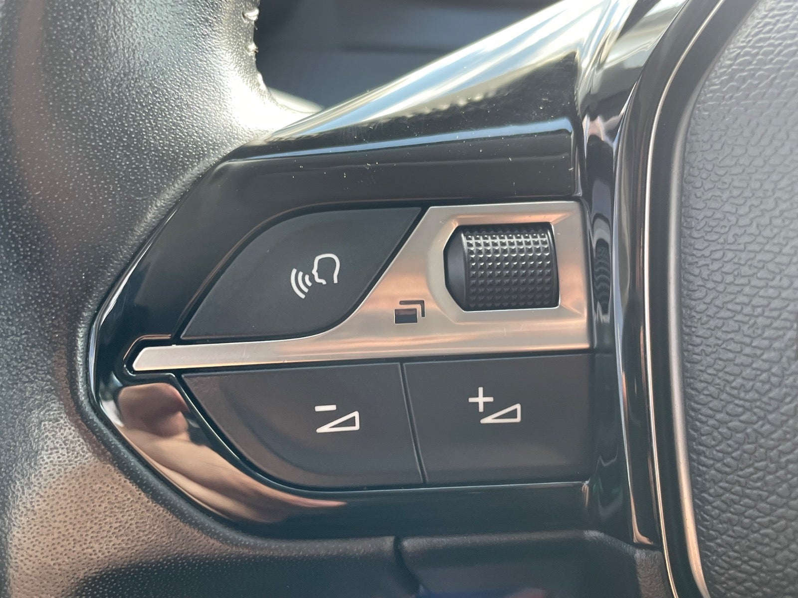 Billede af Peugeot 208 1,2 PureTech 100 Allure