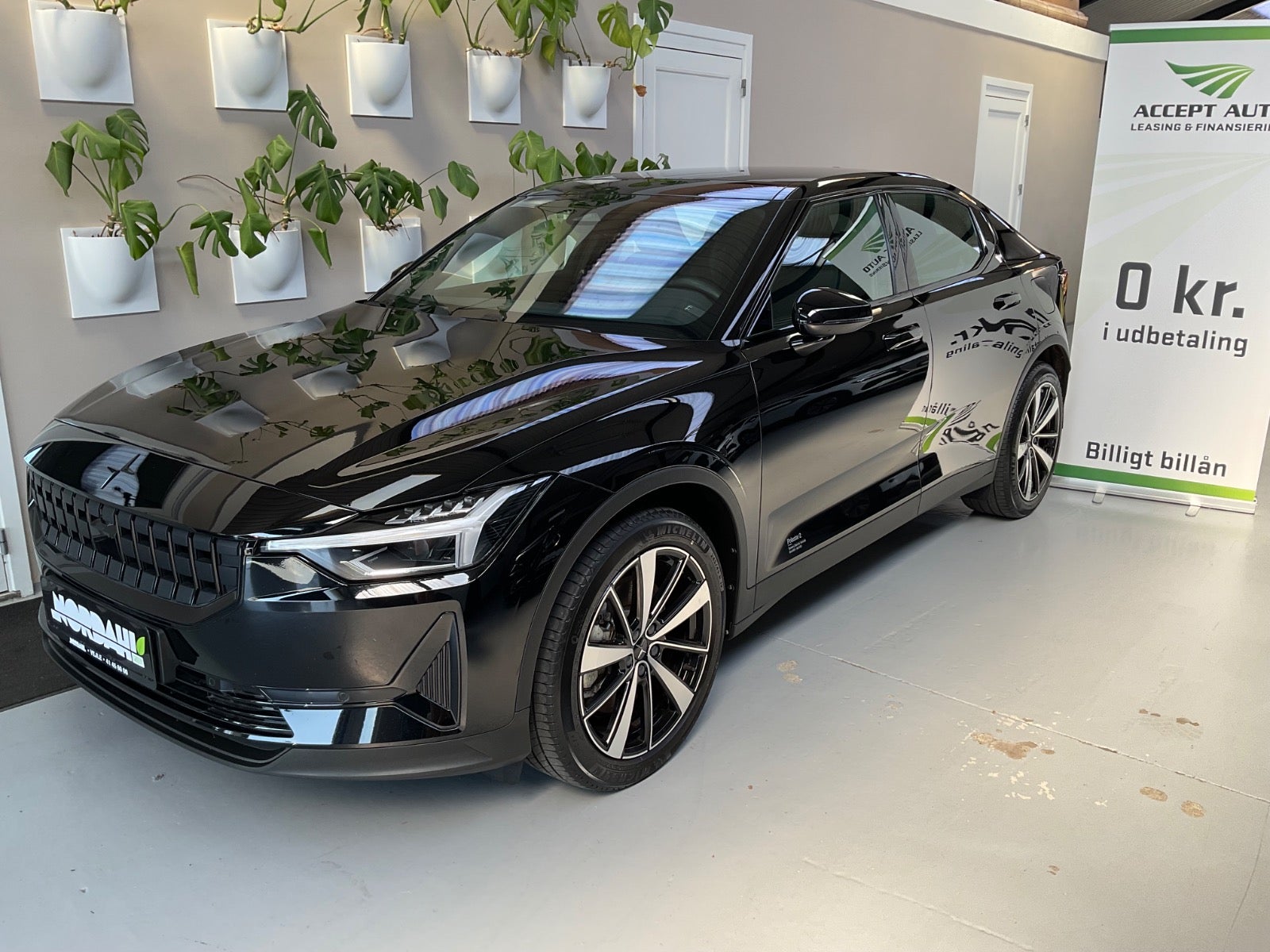Polestar 2 Standard Range 5d - 1