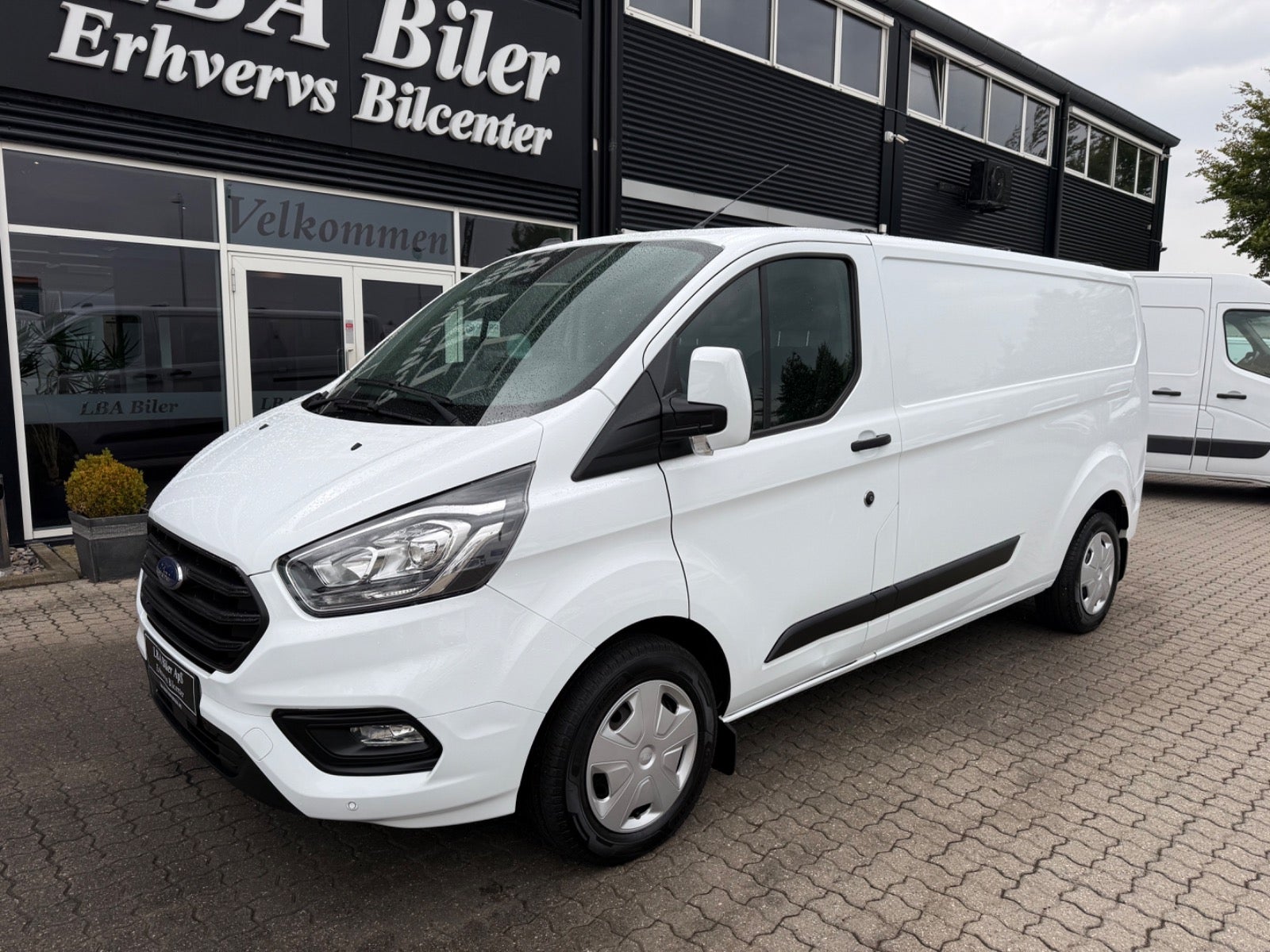 Ford Transit Custom 300 L2 TDCi 130 Trend aut.