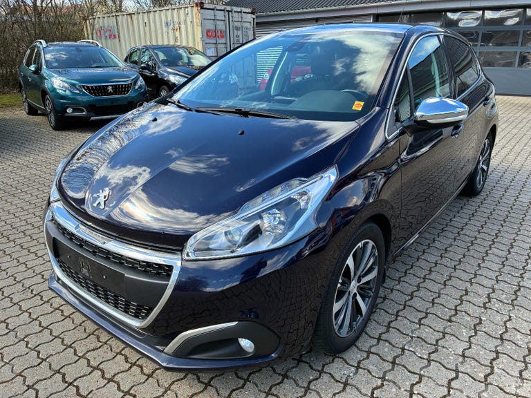 Peugeot 208 BlueHDi 100 Allure Sky