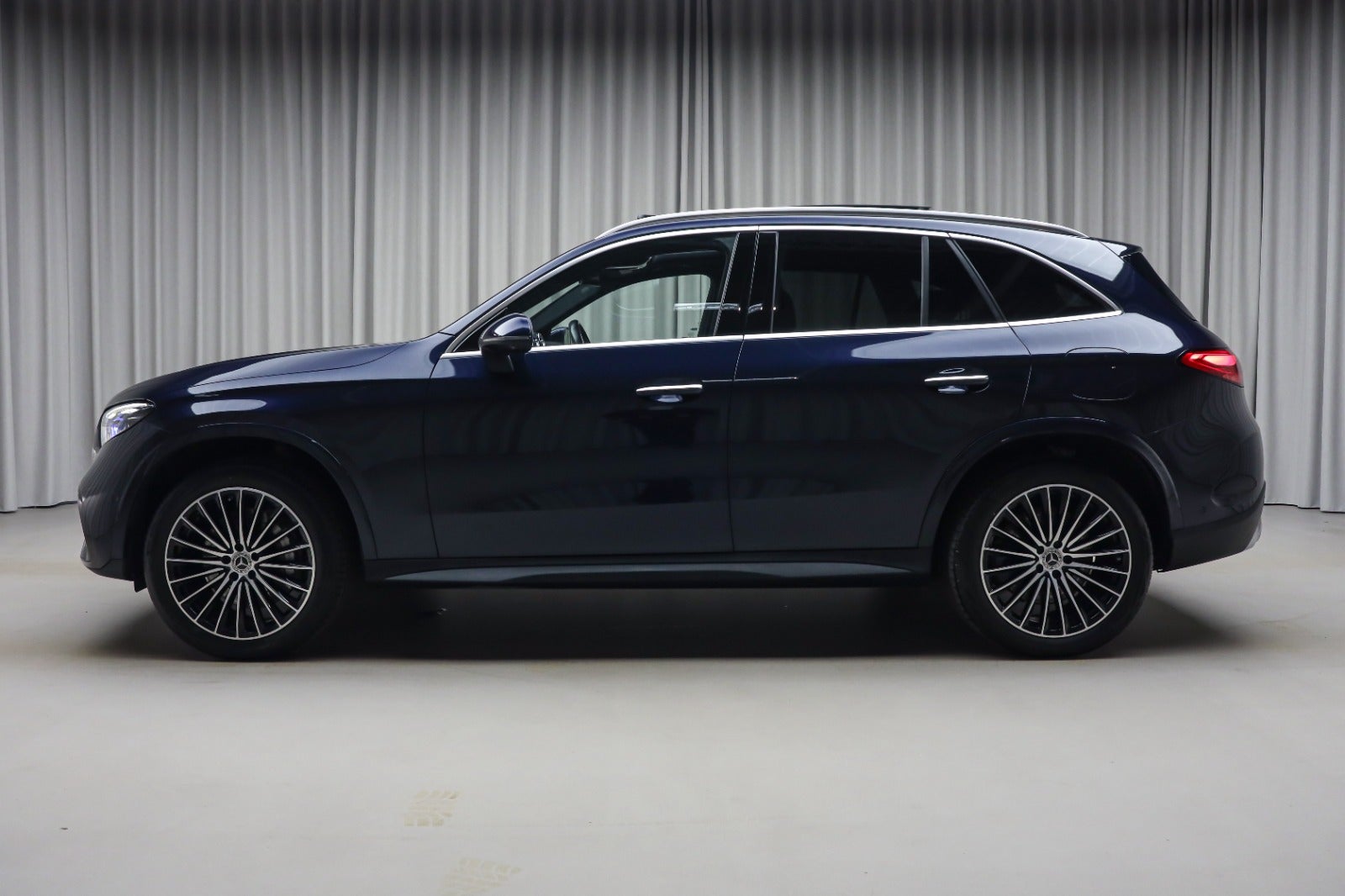 Mercedes-Benz GLC 400 e (6/8)