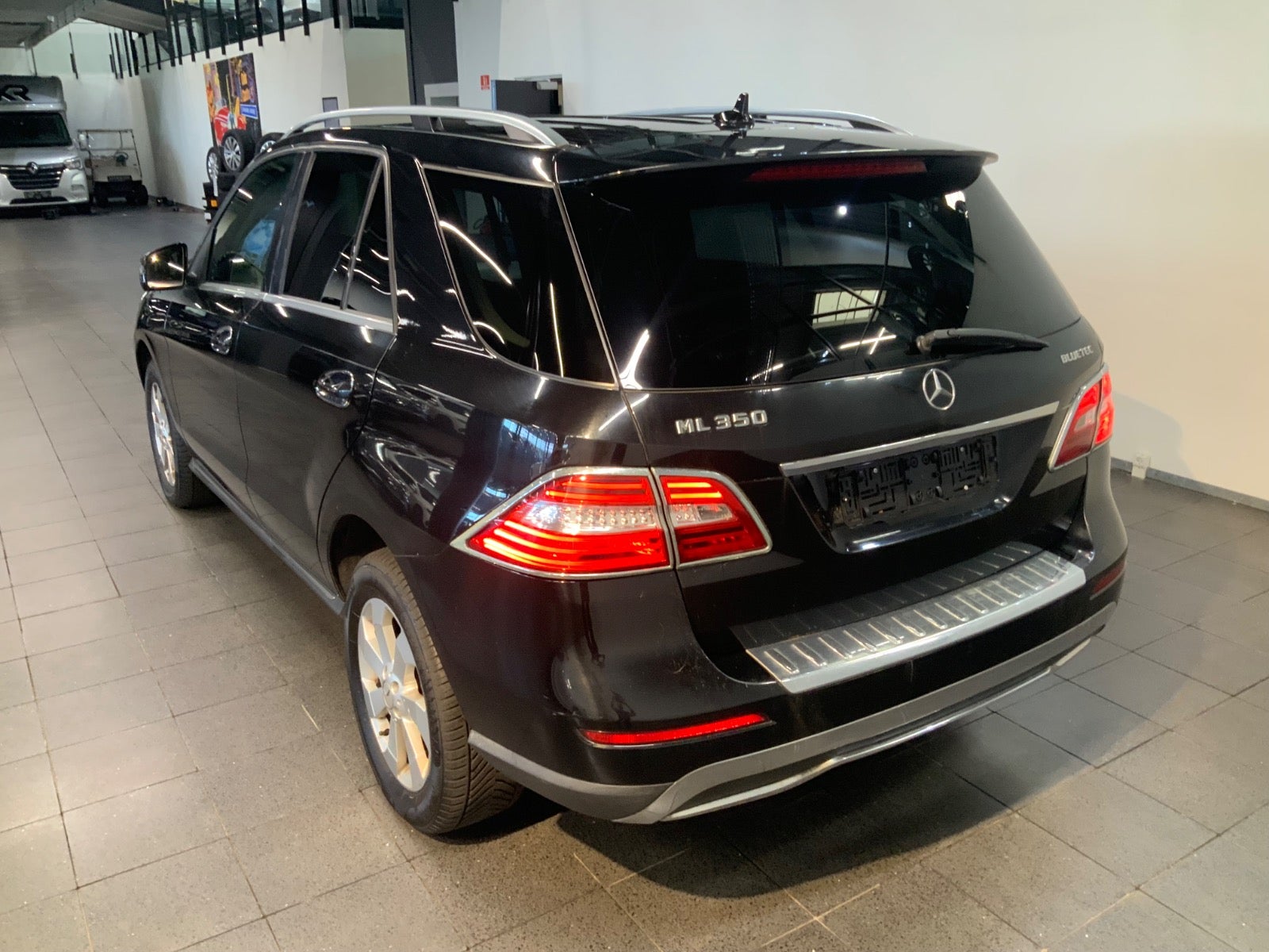 Mercedes-Benz ML 350 (4/8)