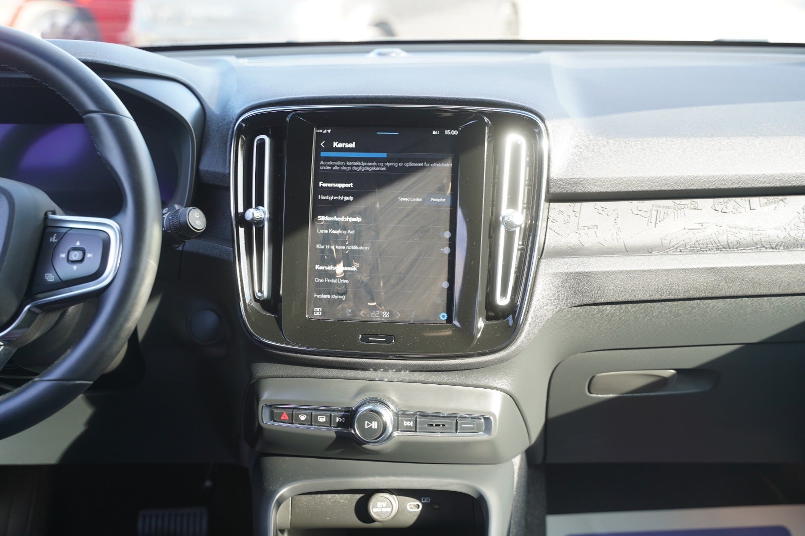 Billede af Volvo XC40  P6 ReCharge Core