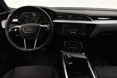 Audi e-tron S-line Sportback quattro
