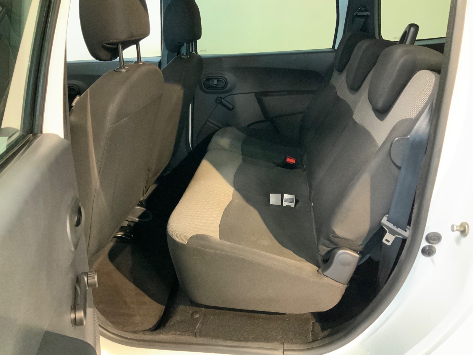 Dacia Lodgy (5/8)