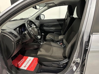Mitsubishi ASX Invite